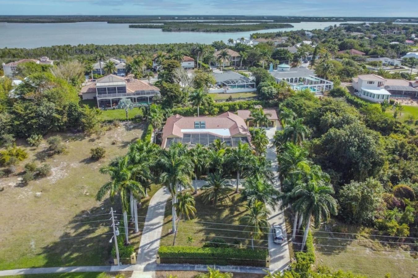 502 Massive 5 Bedroom Estate With Pool Marco Island Exterior photo